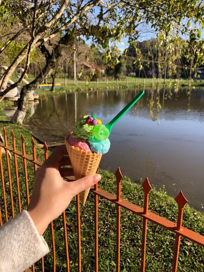 Pousada Parque Das Pitangueiras Flores da Cunha Esterno foto